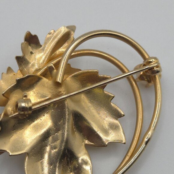 VTG MCM Brooch Layered Curled White Gold Tone Leaves Fall Cottage Cabincore Pin - Picture 6 of 14